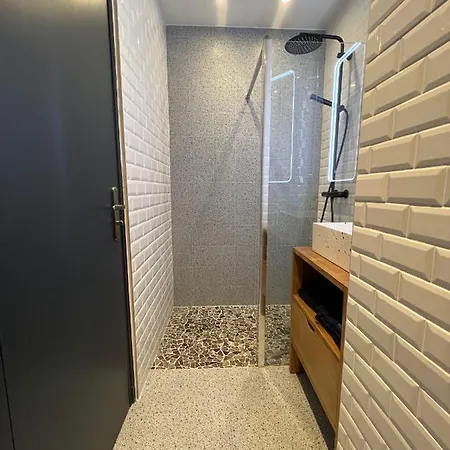 Bright 70m2 In Historic Center W Pkg * Bayeux